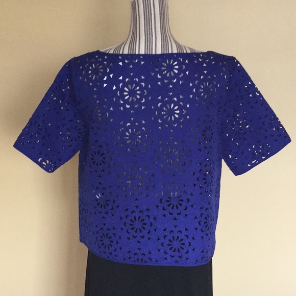 Top - Picture 2 of 2